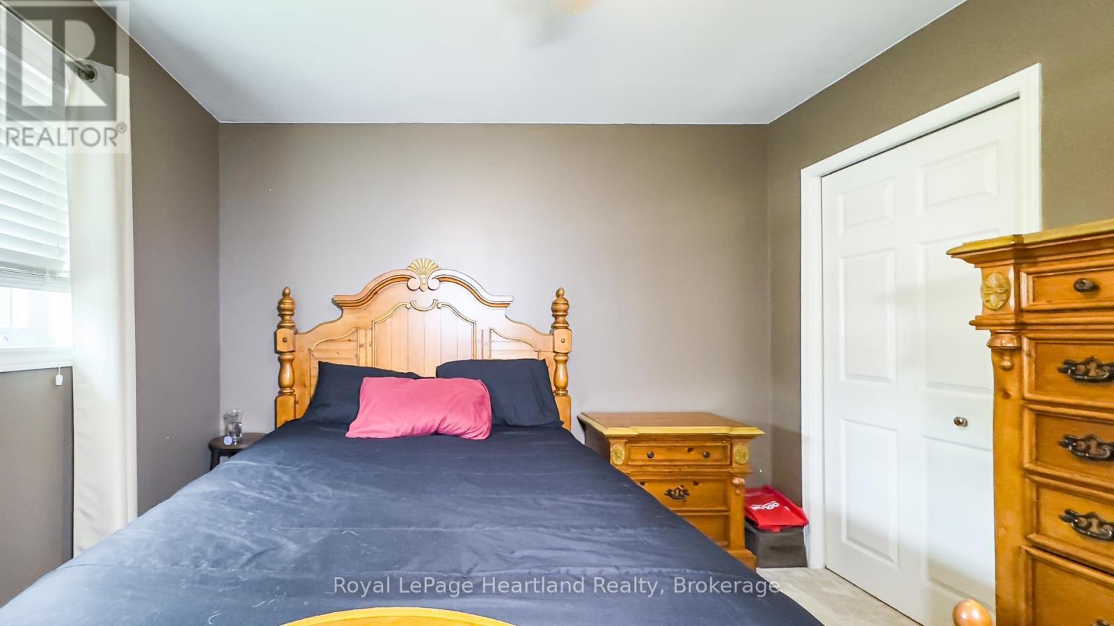 49 Wellington Street W, South Huron, Ontario  N0M 1S2 - Photo 26 - X12148022