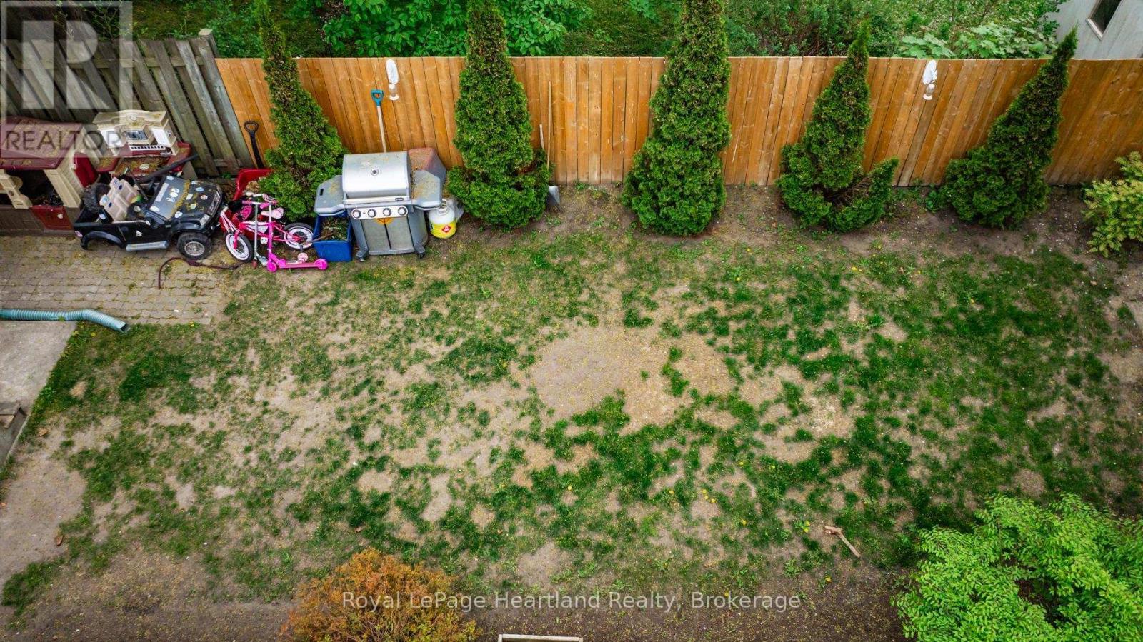 49 Wellington Street W, South Huron, Ontario  N0M 1S2 - Photo 29 - X12148022