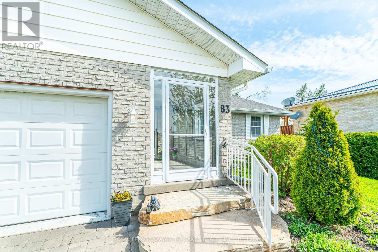 83 Lori Boulevard, Kawartha Lakes, Ontario  K9V 6V7 - Photo 6 - X12147974