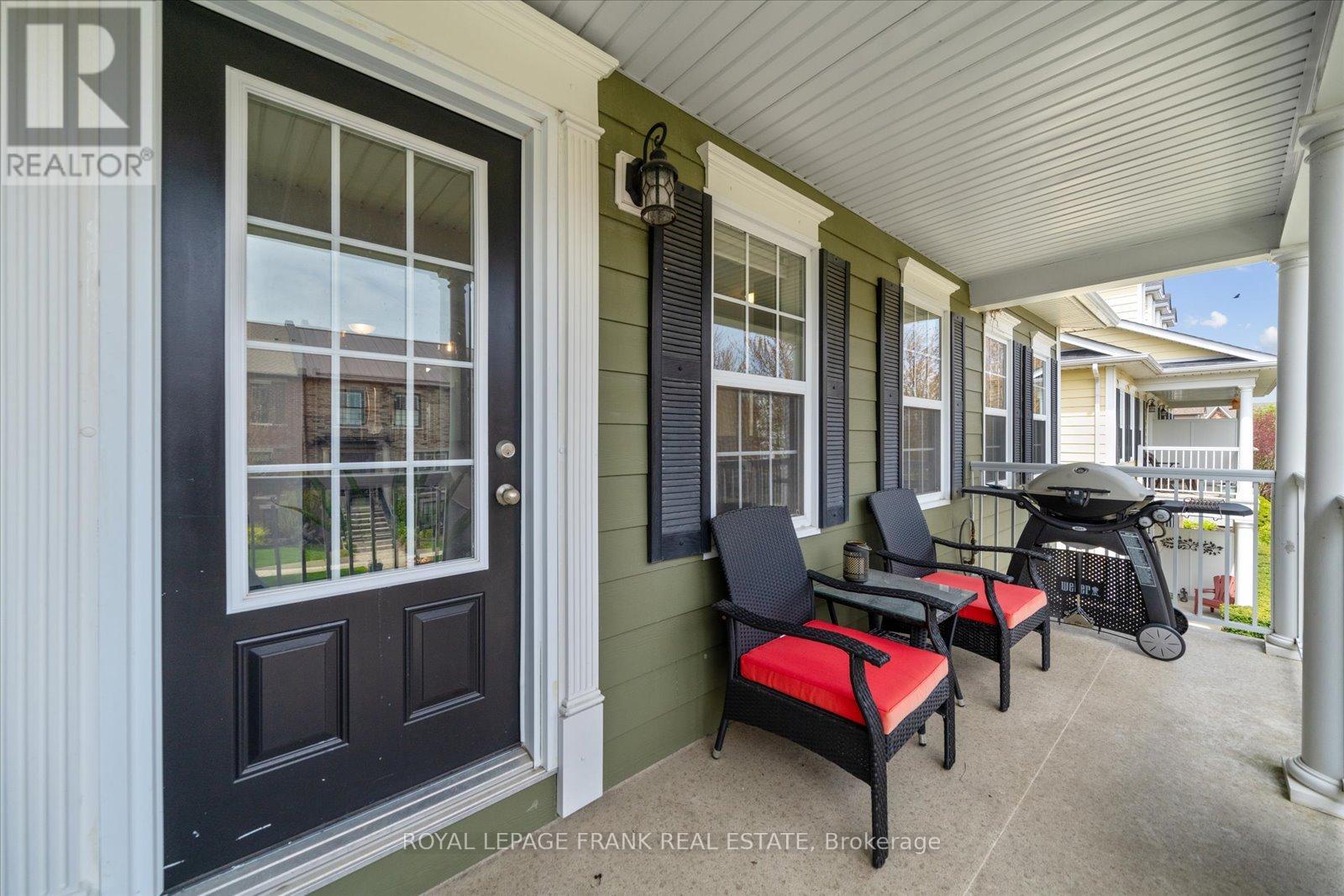 Property at 104 - 845 SMITH ROAD image 4