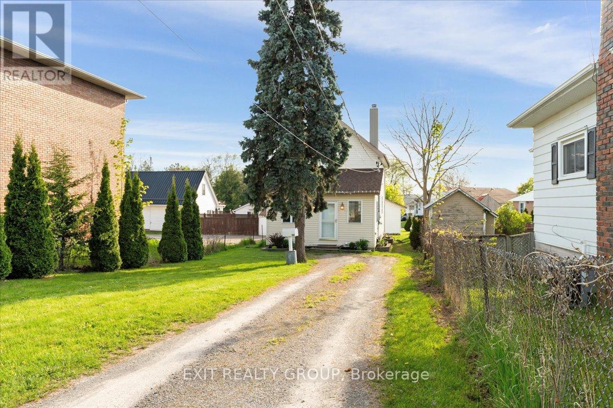 Property at 162 WEST STREET image 3