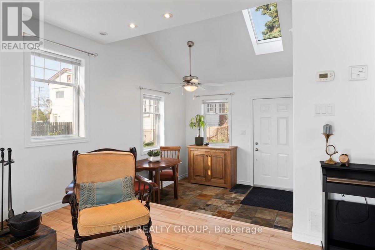 Property at 162 WEST STREET image 5
