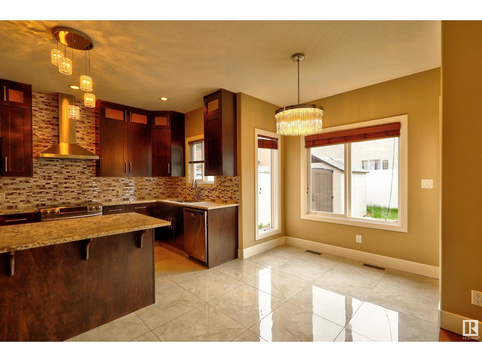 Property at 16737 62 ST NW image 4