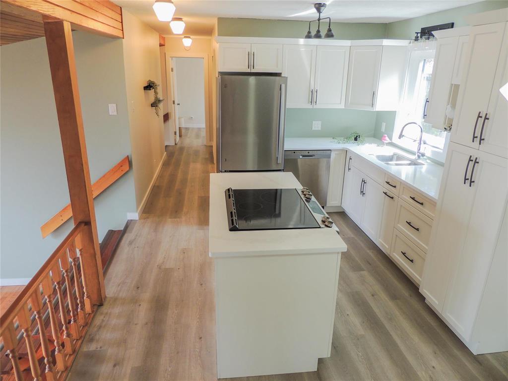 9 Sunset Drive, Alexander Rm, Manitoba  R0E 0V0 - Photo 11 - 202510357