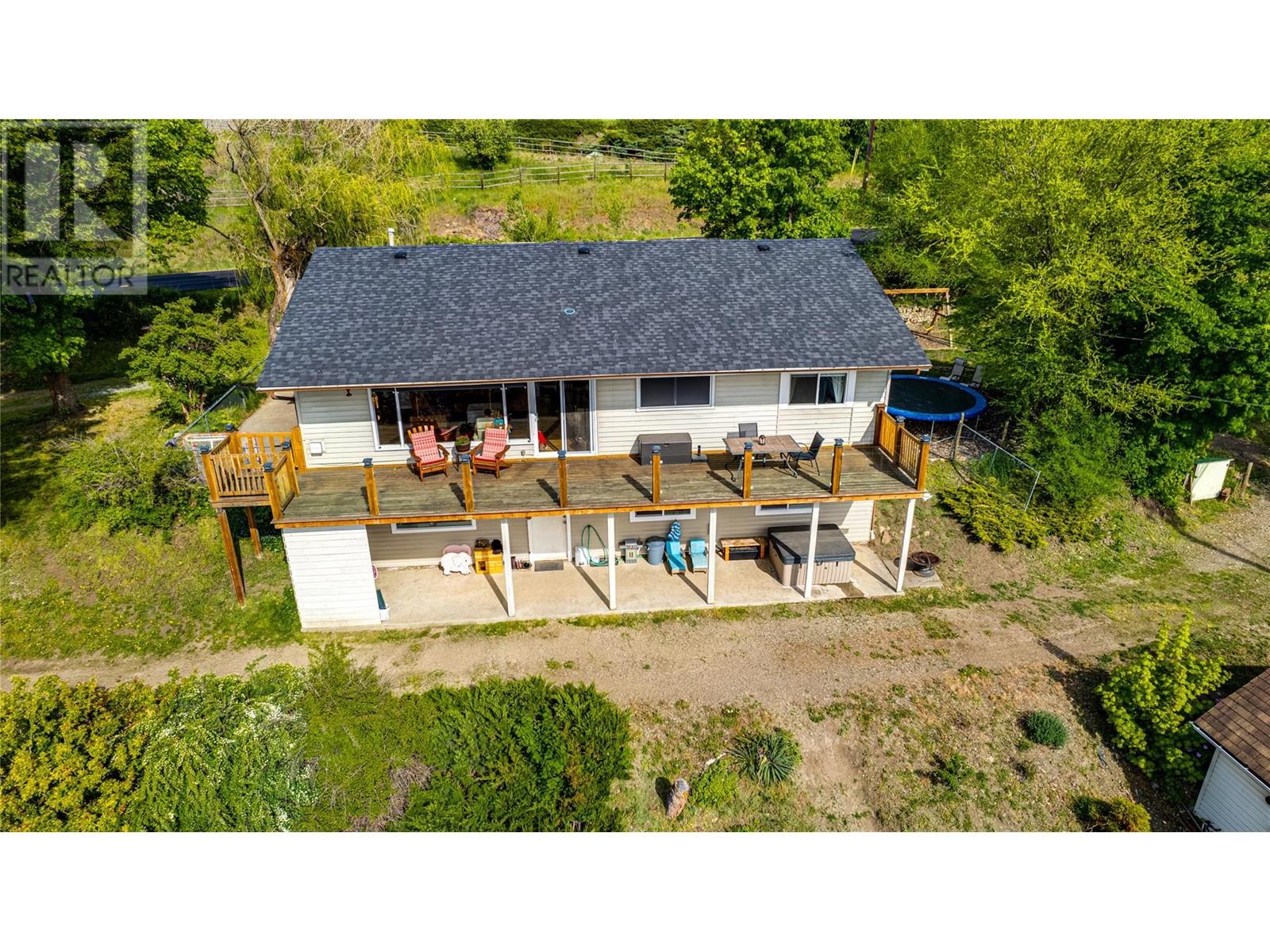 7268 L & A Road, Vernon, British Columbia  V1B 3S8 - Photo 2 - 10347795
