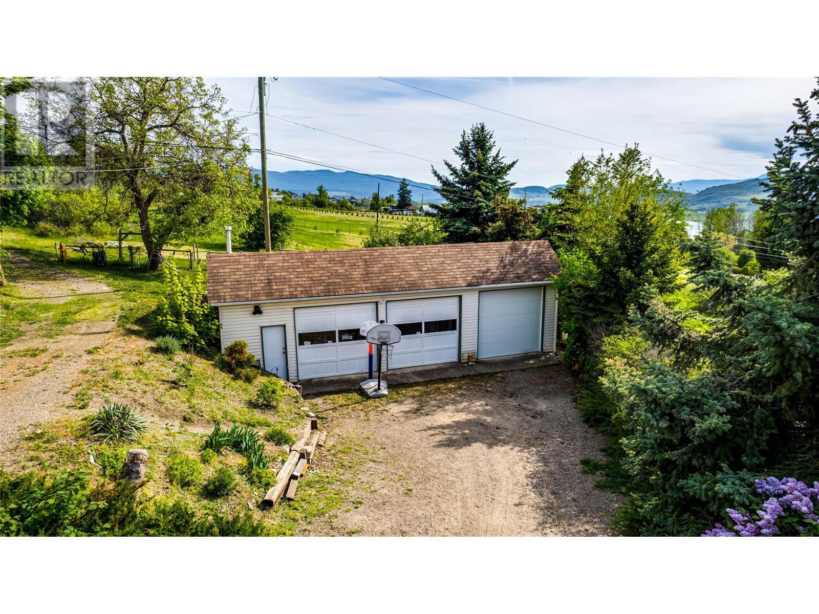 Property at 7268 L & A Road image 3
