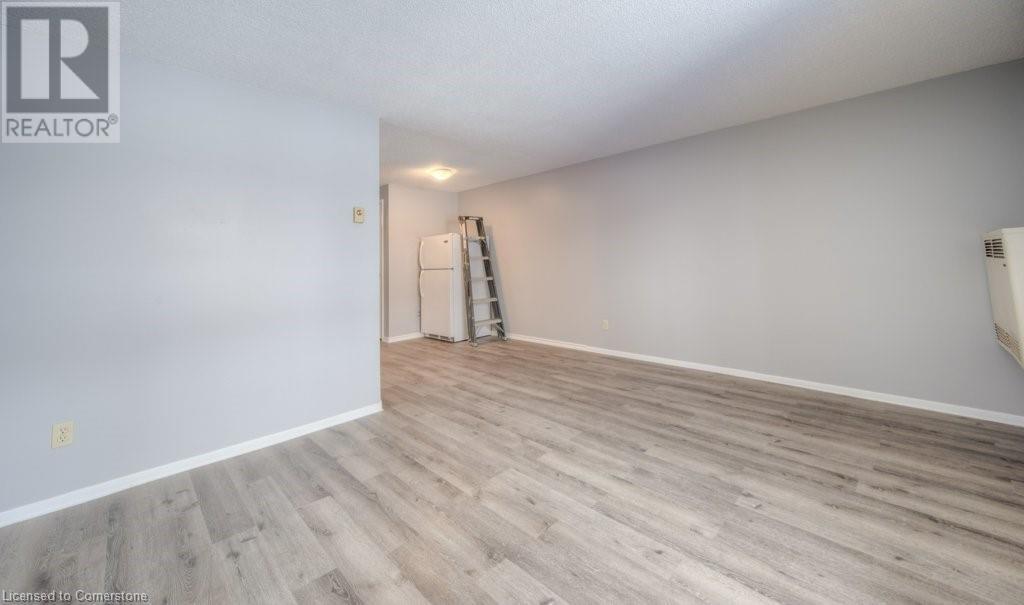 1200 Courtland Avenue E Unit# 23, Kitchener, Ontario  N2C 1K7 - Photo 7 - 40728809