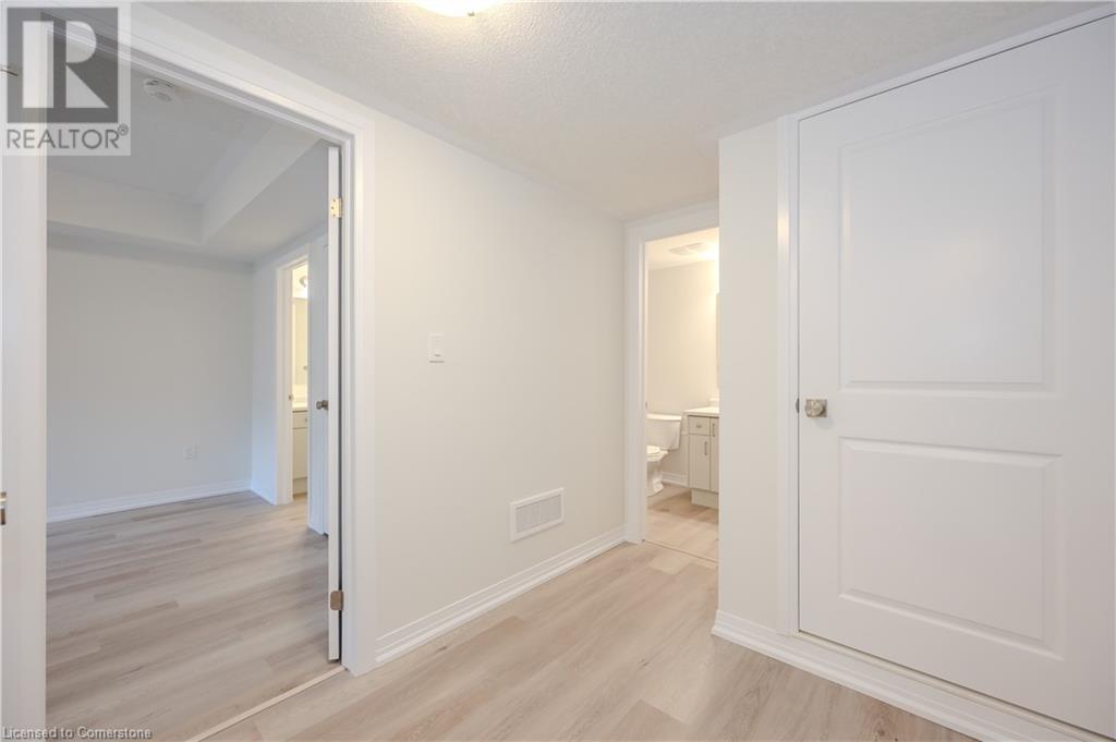 40 Reverie Way, Kitchener, Ontario  N2E 0K5 - Photo 17 - 40728773