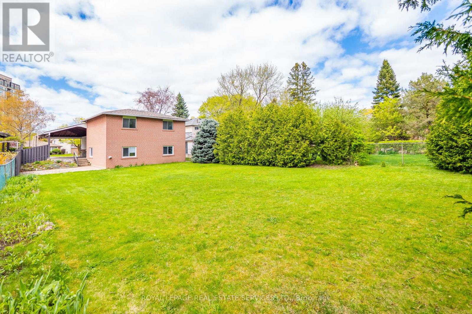 5 Longhope Place, Toronto, Ontario  M2J 1Y1 - Photo 40 - C12147889