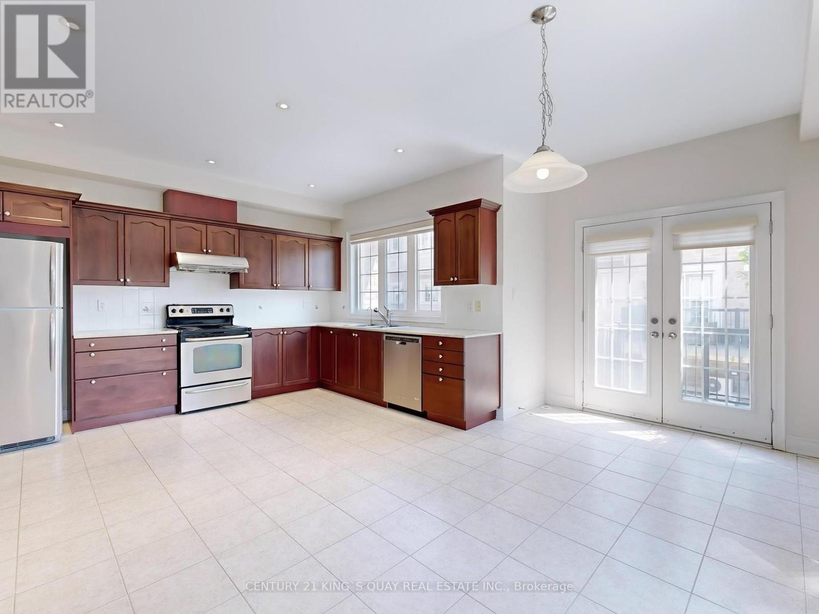 21 Flook Lane, Toronto, Ontario  M2R 3Y5 - Photo 10 - C12147892