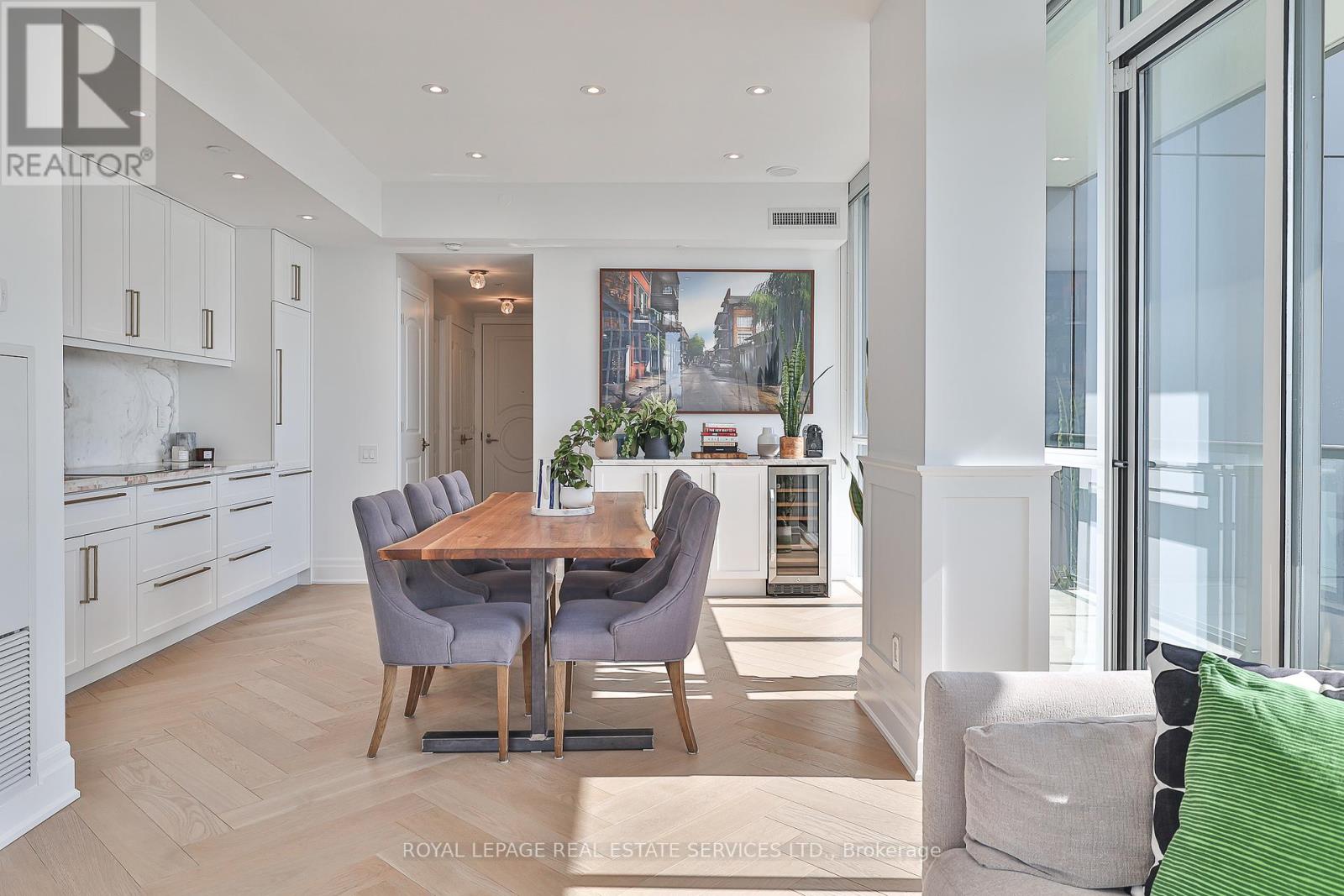 3709 - 88 Blue Jays Way, Toronto, Ontario  M5V 0L7 - Photo 14 - C12147925