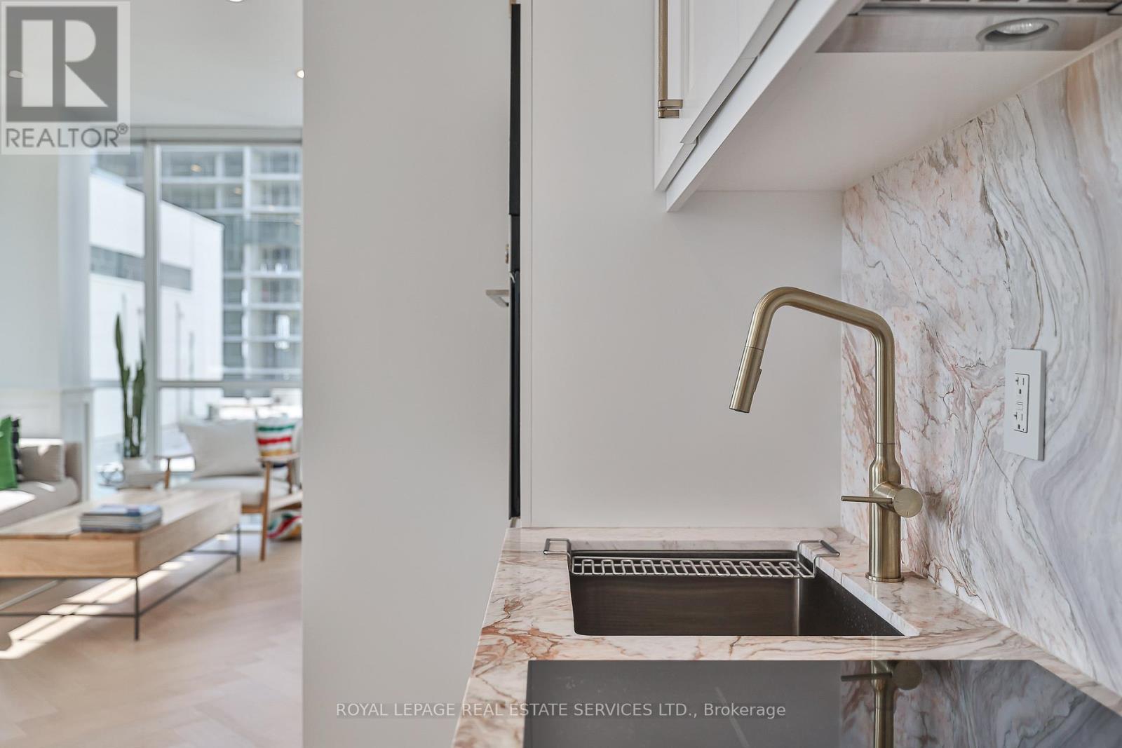 3709 - 88 Blue Jays Way, Toronto, Ontario  M5V 0L7 - Photo 18 - C12147925