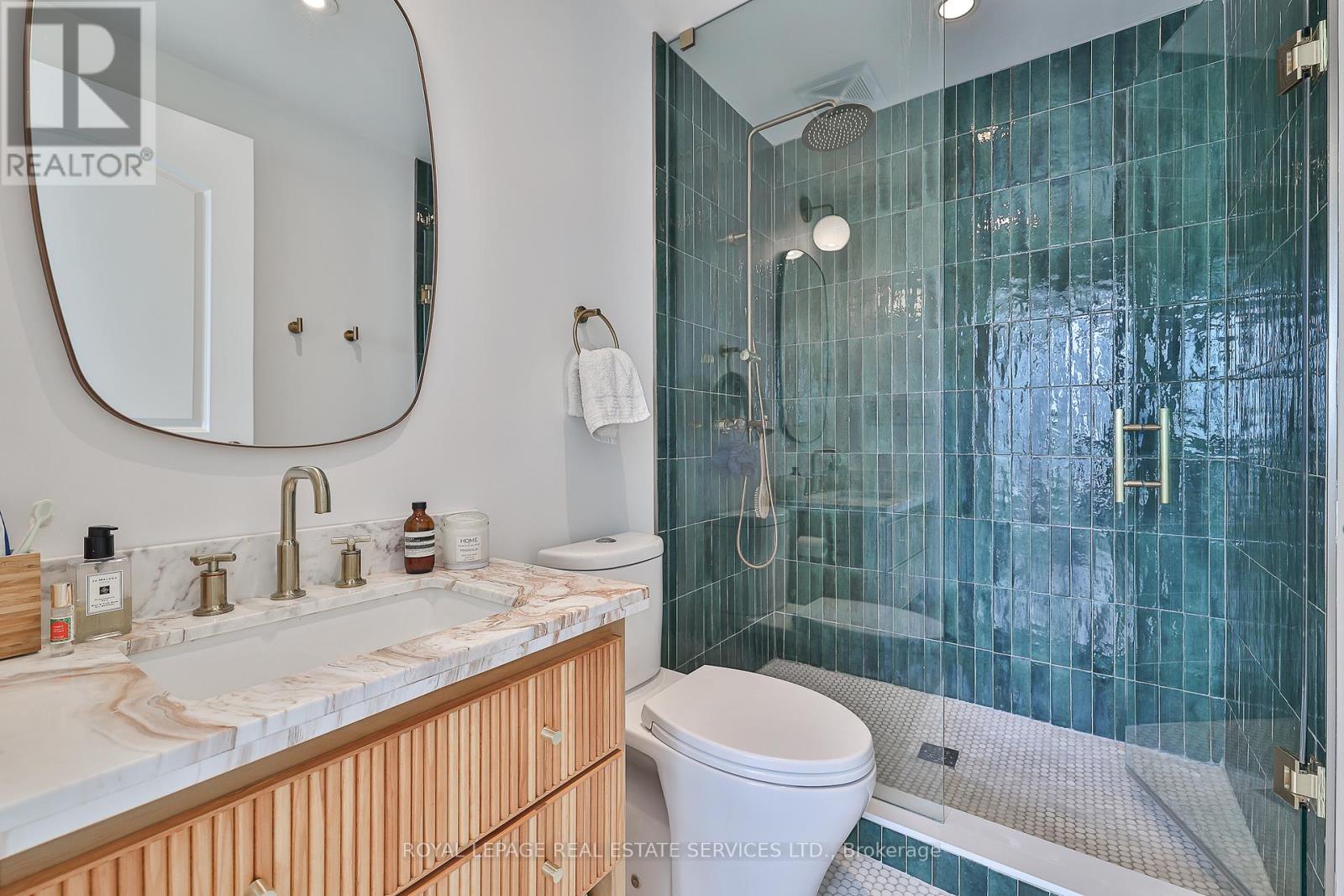 3709 - 88 Blue Jays Way, Toronto, Ontario  M5V 0L7 - Photo 31 - C12147925