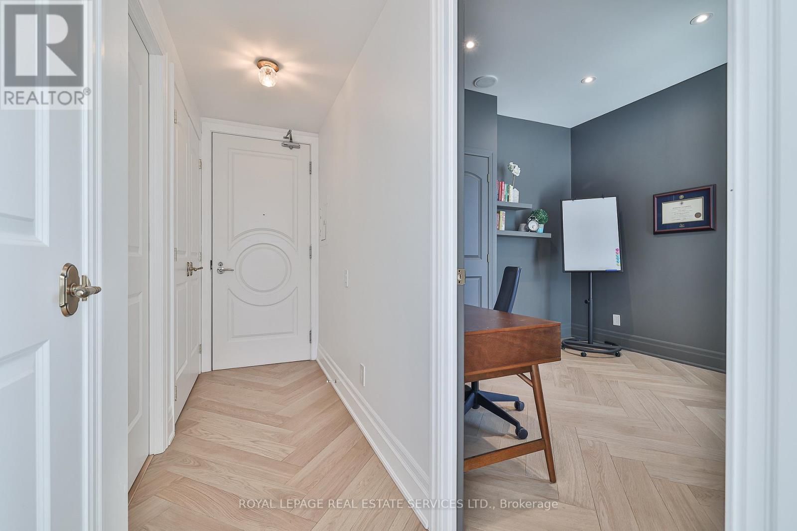 3709 - 88 Blue Jays Way, Toronto, Ontario  M5V 0L7 - Photo 35 - C12147925