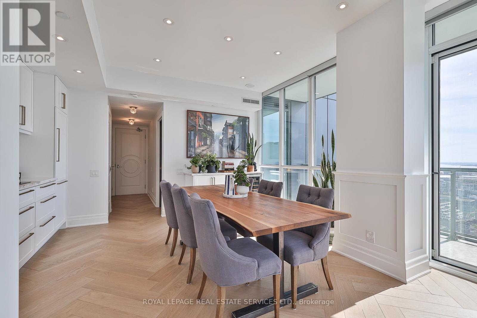 3709 - 88 Blue Jays Way, Toronto, Ontario  M5V 0L7 - Photo 6 - C12147925