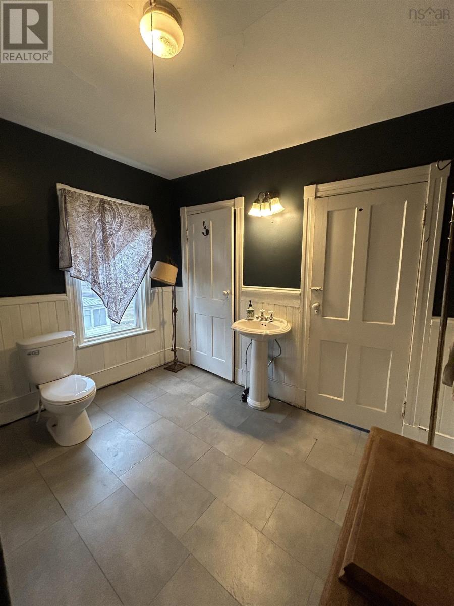 17 Mcdougal Street, Springhill, Nova Scotia  B0M 1X0 - Photo 28 - 202508517
