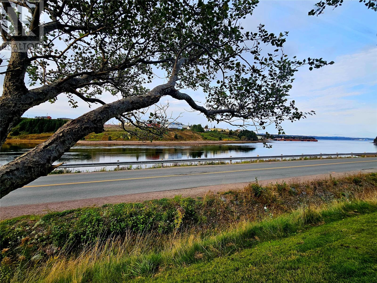 Property at 58 Marine Drive image 3