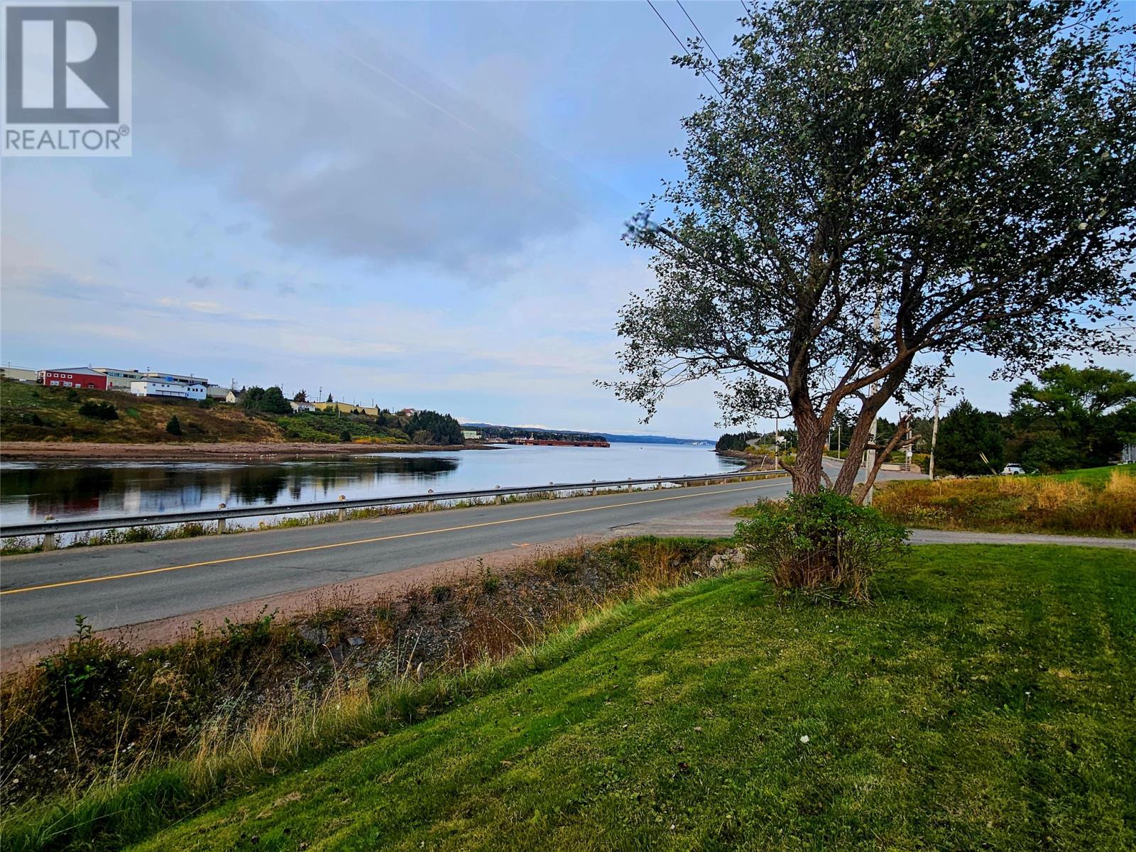 Property at 58 Marine Drive image 4