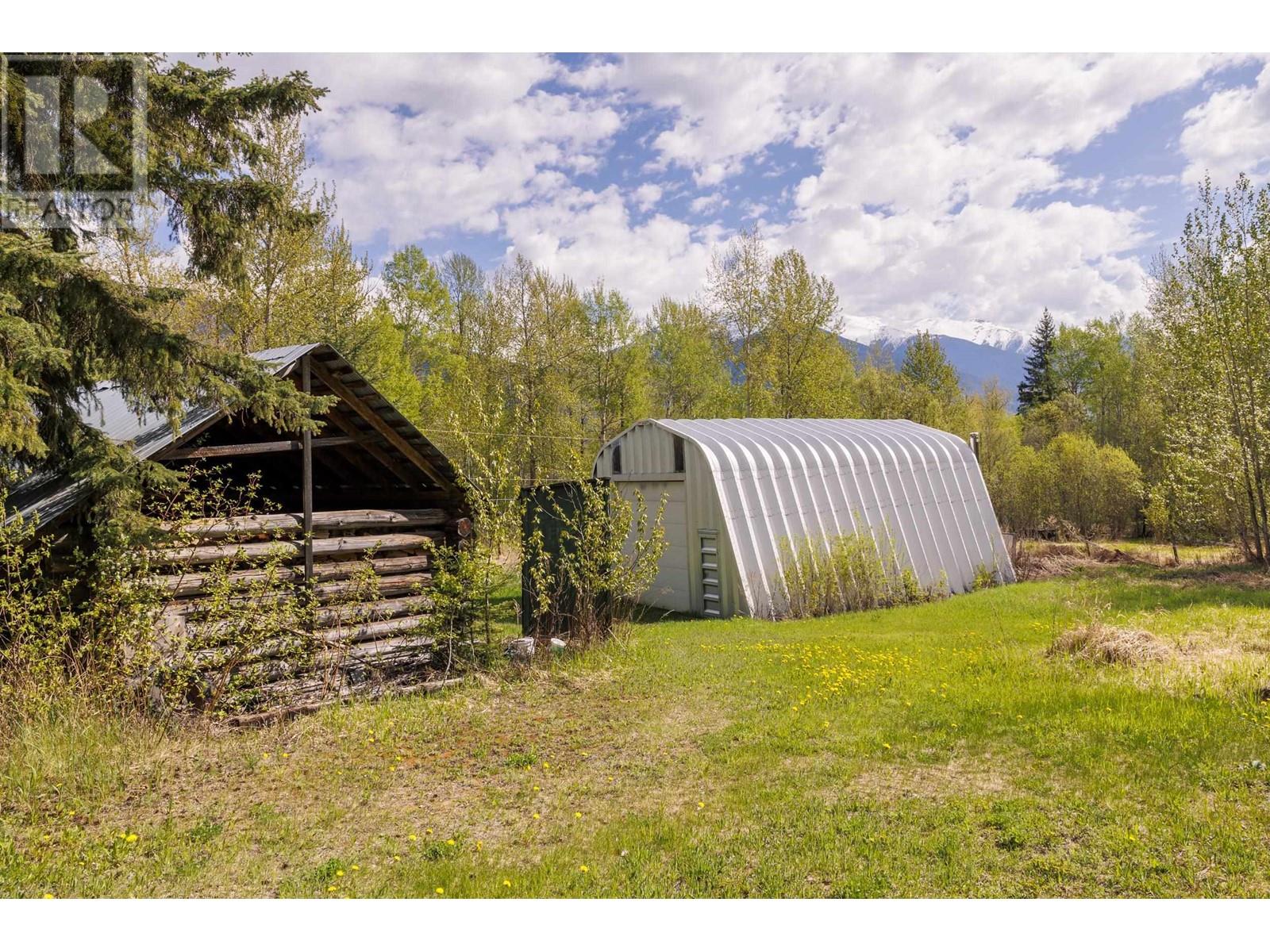 9509 Dunster-Croydon Road, Dunster, British Columbia  V0J 1J0 - Photo 8 - R2980279