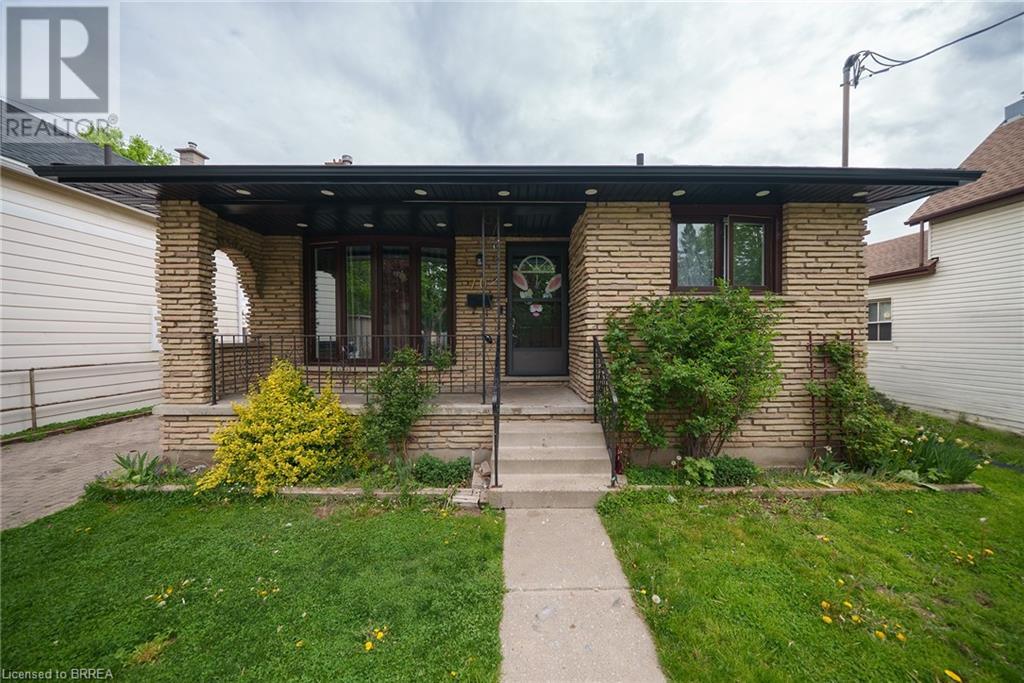 Property at 70 OAK Street image 1