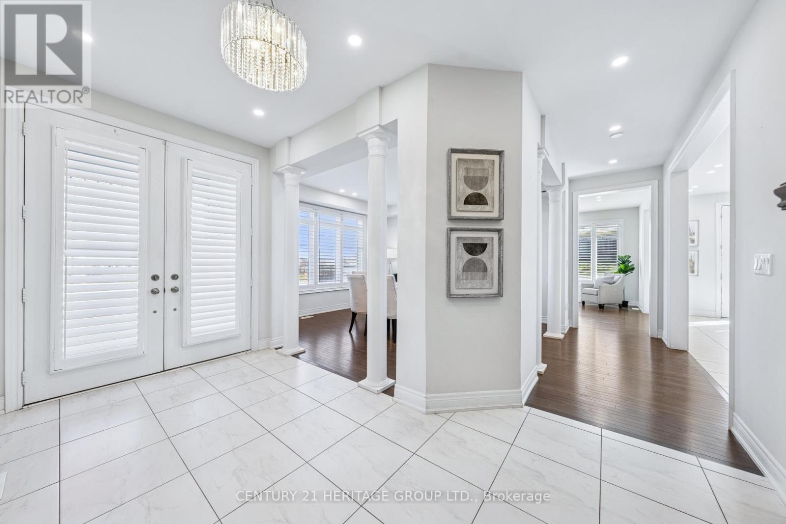 501 Mcgregor Farm Trail, Newmarket, Ontario  L3X 0H7 - Photo 6 - N12147923