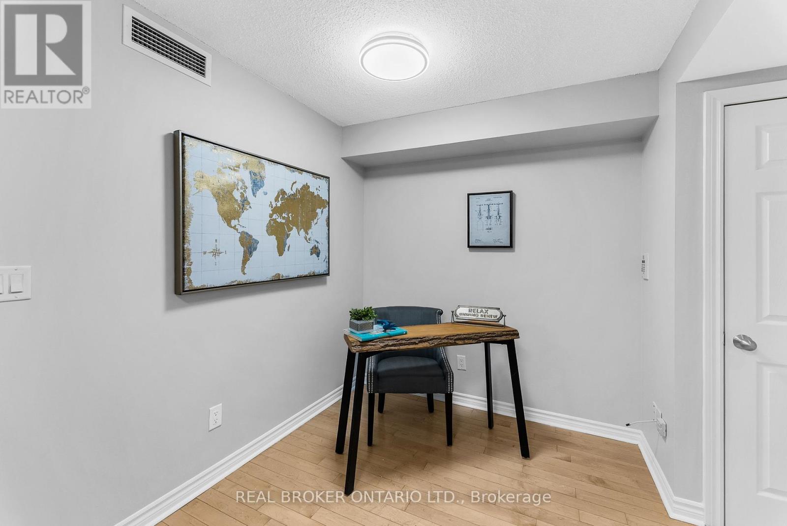 1227 - 250 Wellington Street, Toronto, Ontario  M5V 3P6 - Photo 10 - C12148085