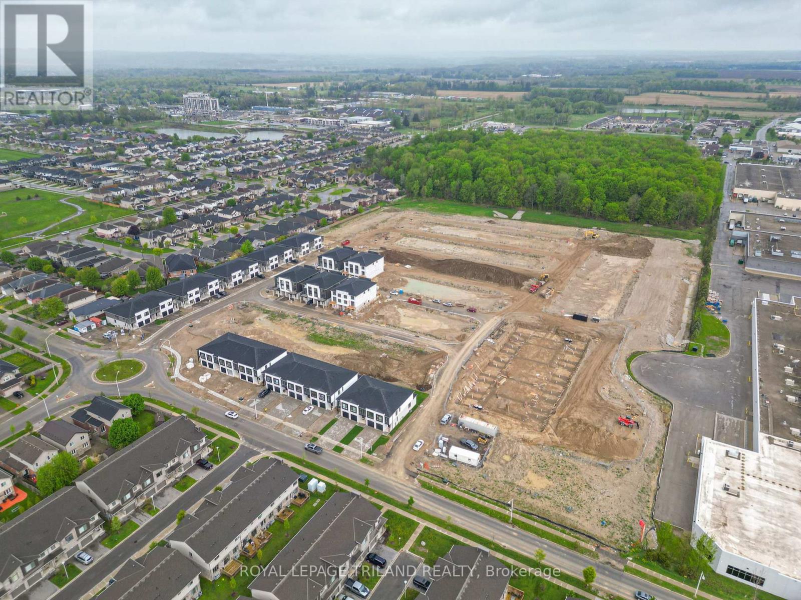 790 Banyan Lane, London North (North E), Ontario  N6G 0A6 - Photo 36 - X12059168