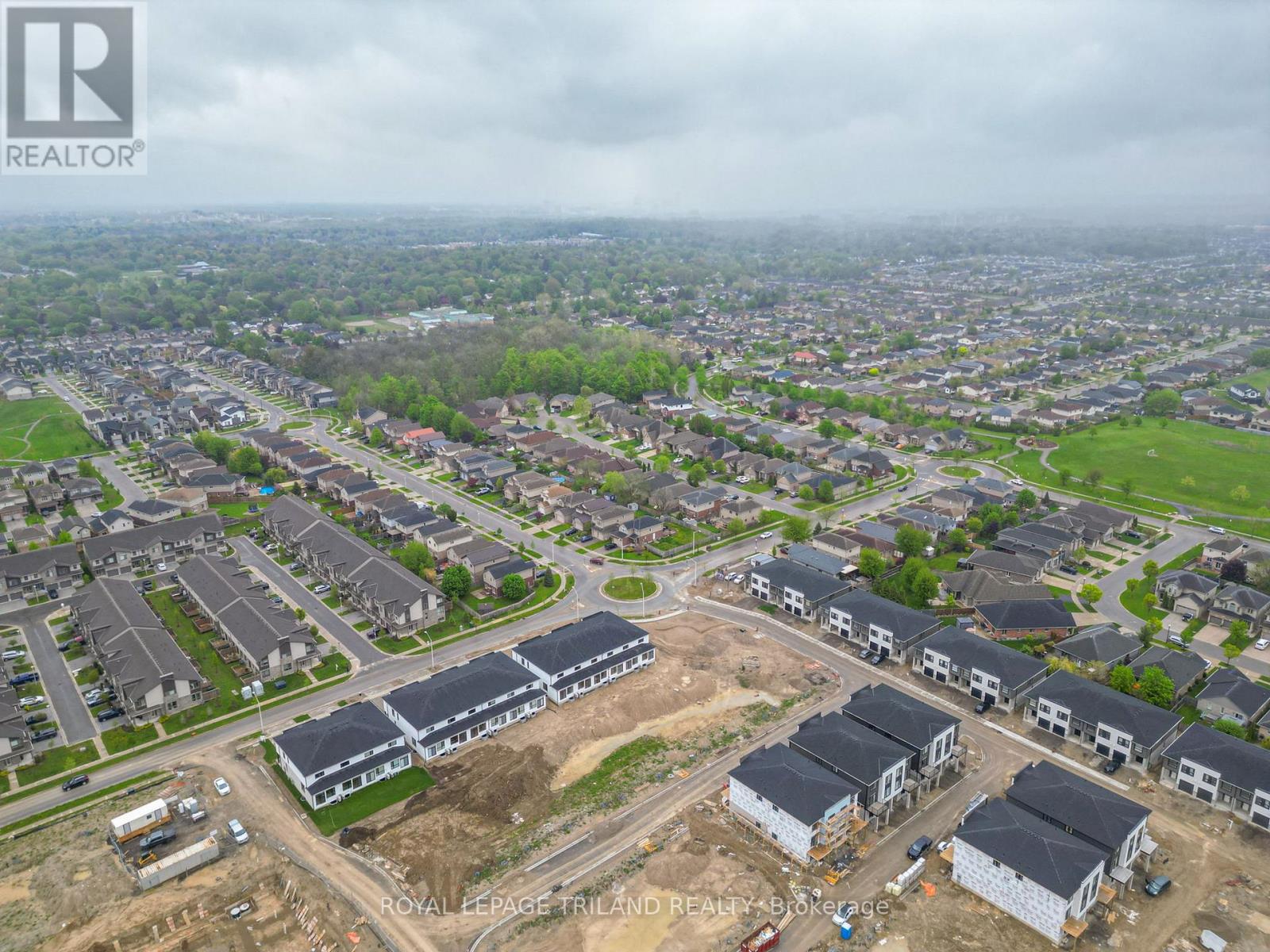 790 Banyan Lane, London North (North E), Ontario  N6G 0A6 - Photo 40 - X12059168