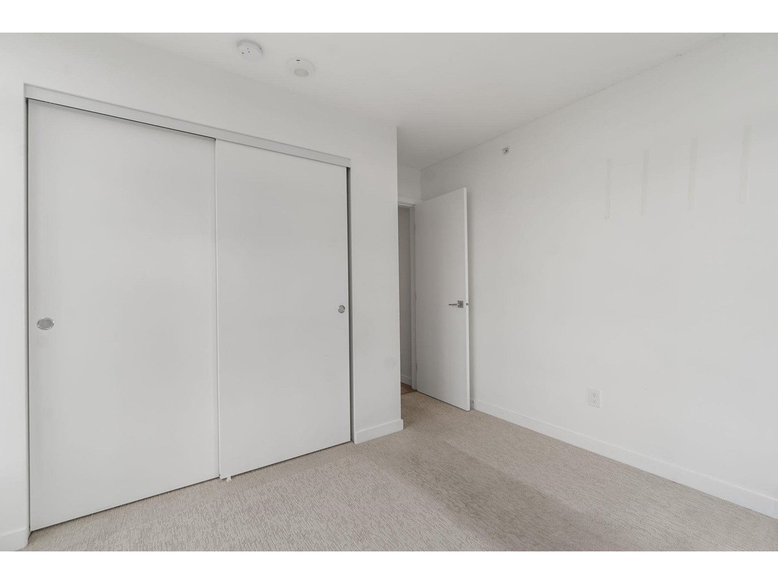 1112 13350 Central Avenue, Surrey, British Columbia  V3T 0S1 - Photo 8 - R3002126