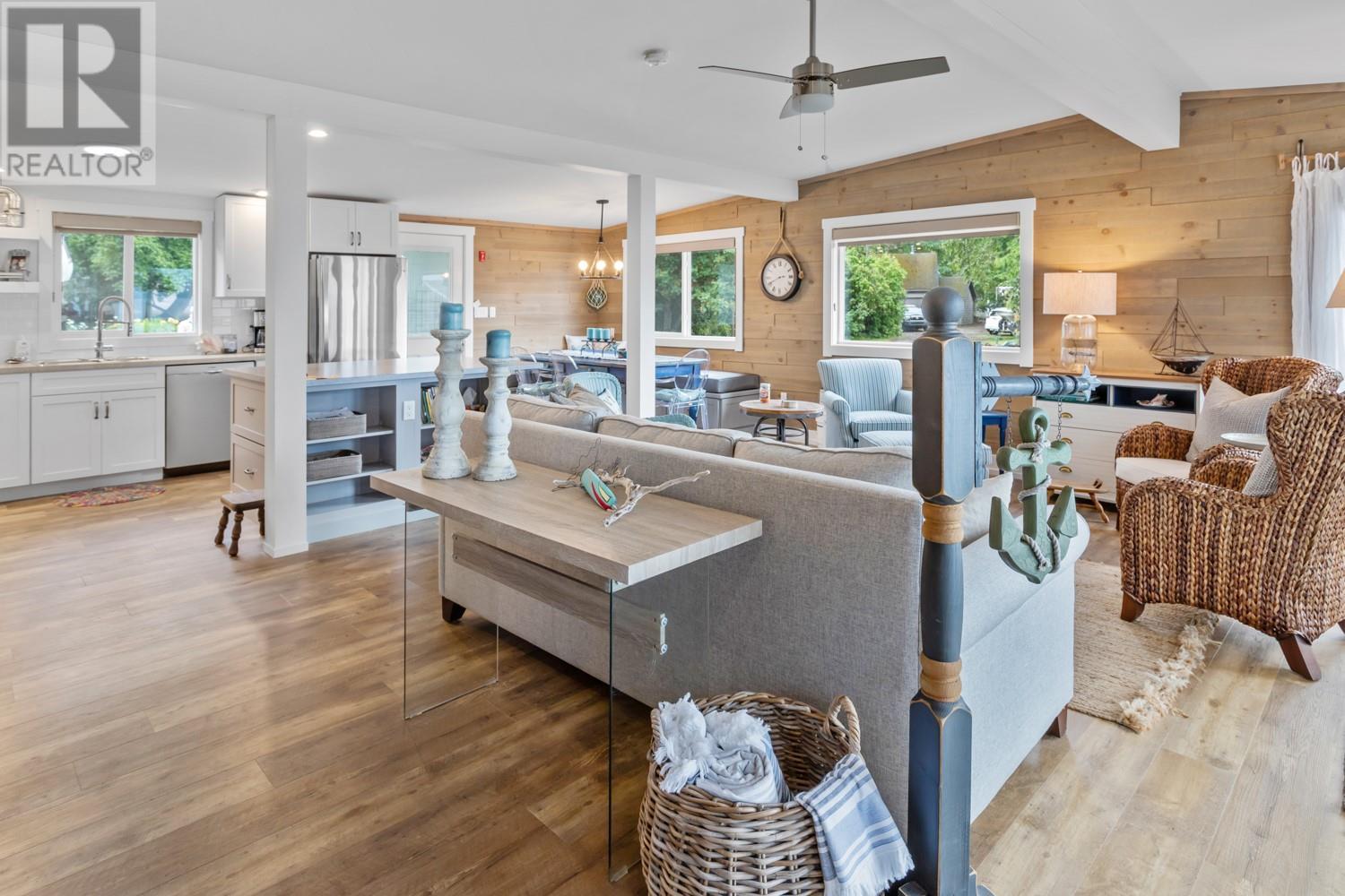 11727 3a Highway Unit# 8, Boswell, British Columbia V0B 1A0 - Photo 4 - 10347617