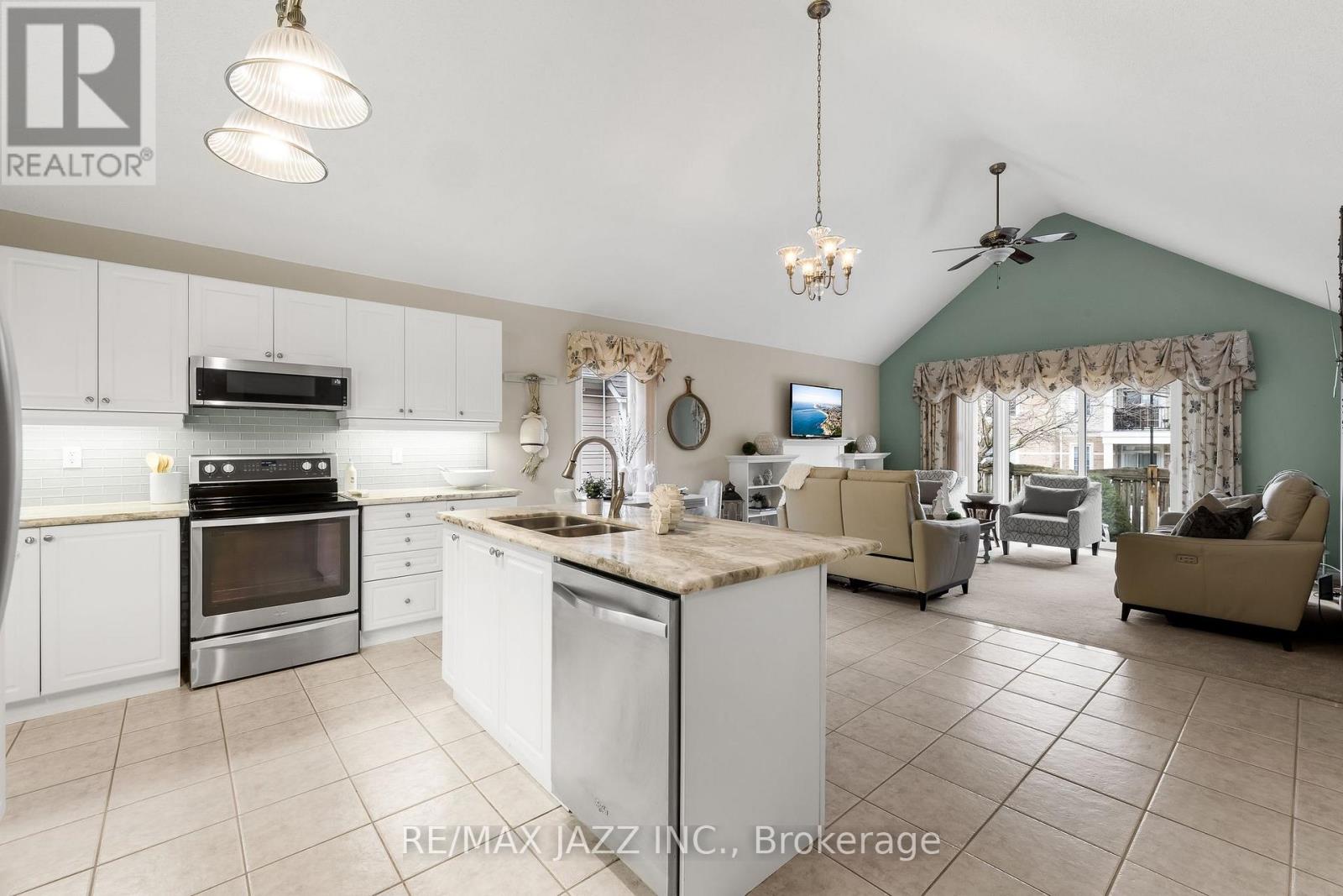 6 - 350 Lakebreeze Drive, Clarington, Ontario  L1B 0A2 - Photo 14 - E12148136