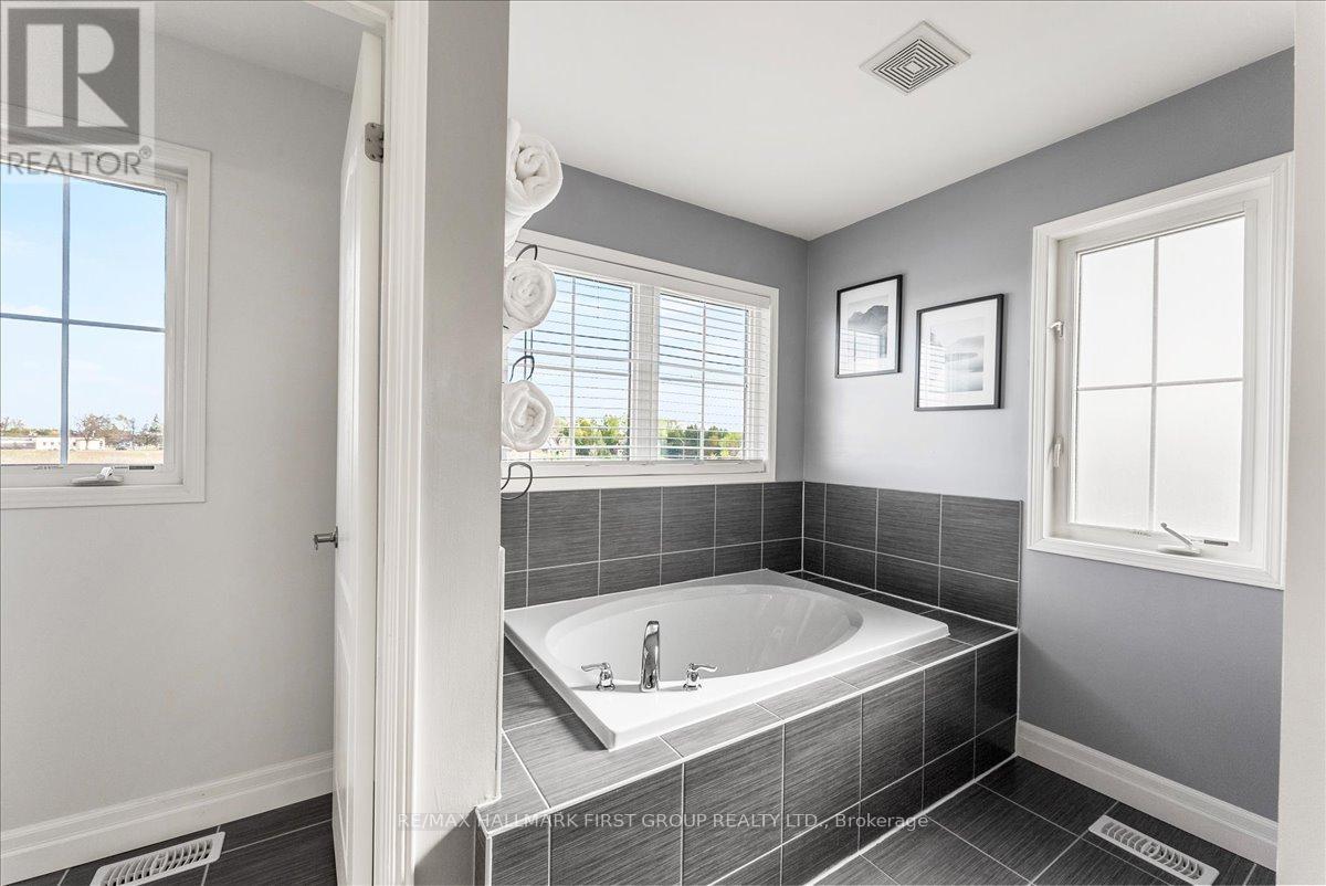 51 Richard Davies Crescent, Clarington, Ontario  L1C 0N9 - Photo 18 - E12148220