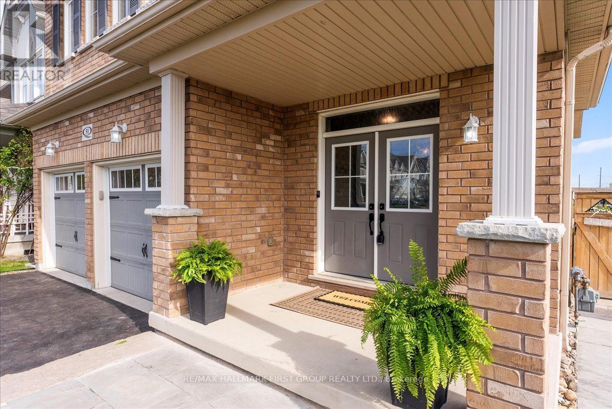 51 Richard Davies Crescent, Clarington, Ontario  L1C 0N9 - Photo 3 - E12148220