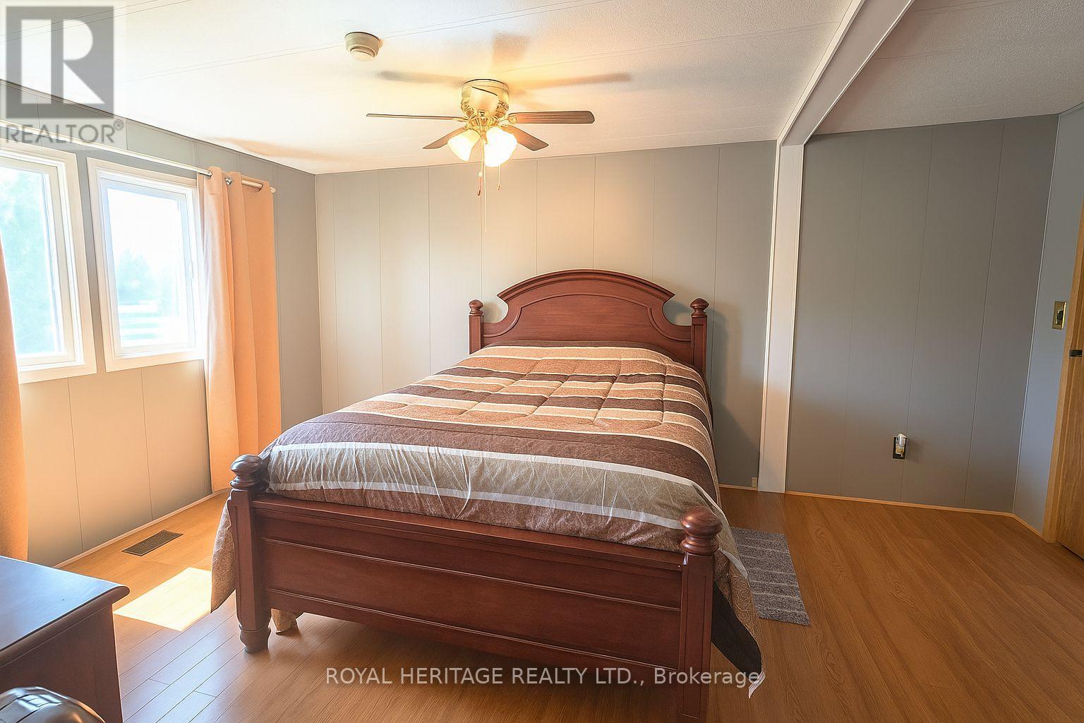 19 Park Street, Kawartha Lakes (Fenelon), Ontario  K9V 4R1 - Photo 15 - X12148165