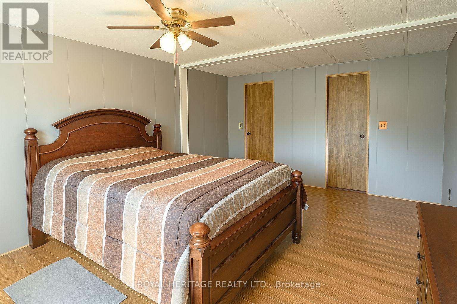 19 Park Street, Kawartha Lakes (Fenelon), Ontario  K9V 4R1 - Photo 17 - X12148165