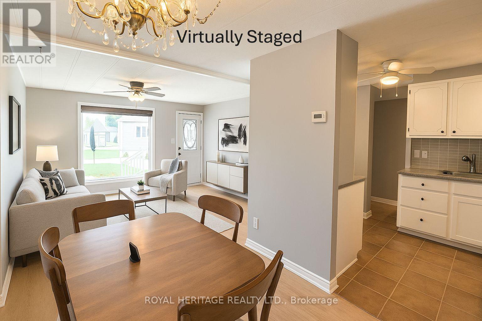19 Park Street, Kawartha Lakes (Fenelon), Ontario  K9V 4R1 - Photo 6 - X12148165
