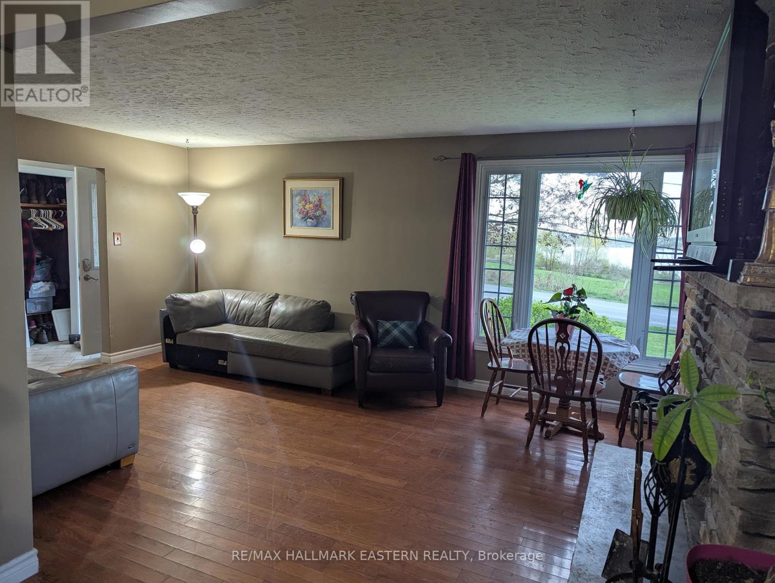 352 Peregrine Road, Selwyn, Ontario  K9J 6X2 - Photo 17 - X12148222
