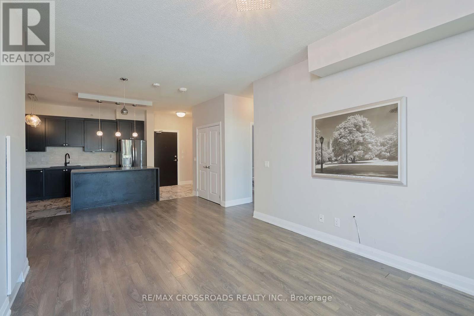206 - 65 Yorkland Boulevard, Brampton, Ontario  L6P 4M5 - Photo 15 - W12147890