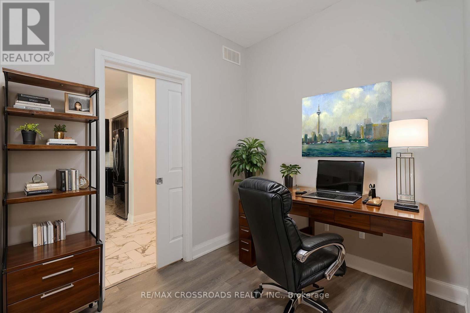 206 - 65 Yorkland Boulevard, Brampton, Ontario  L6P 4M5 - Photo 25 - W12147890