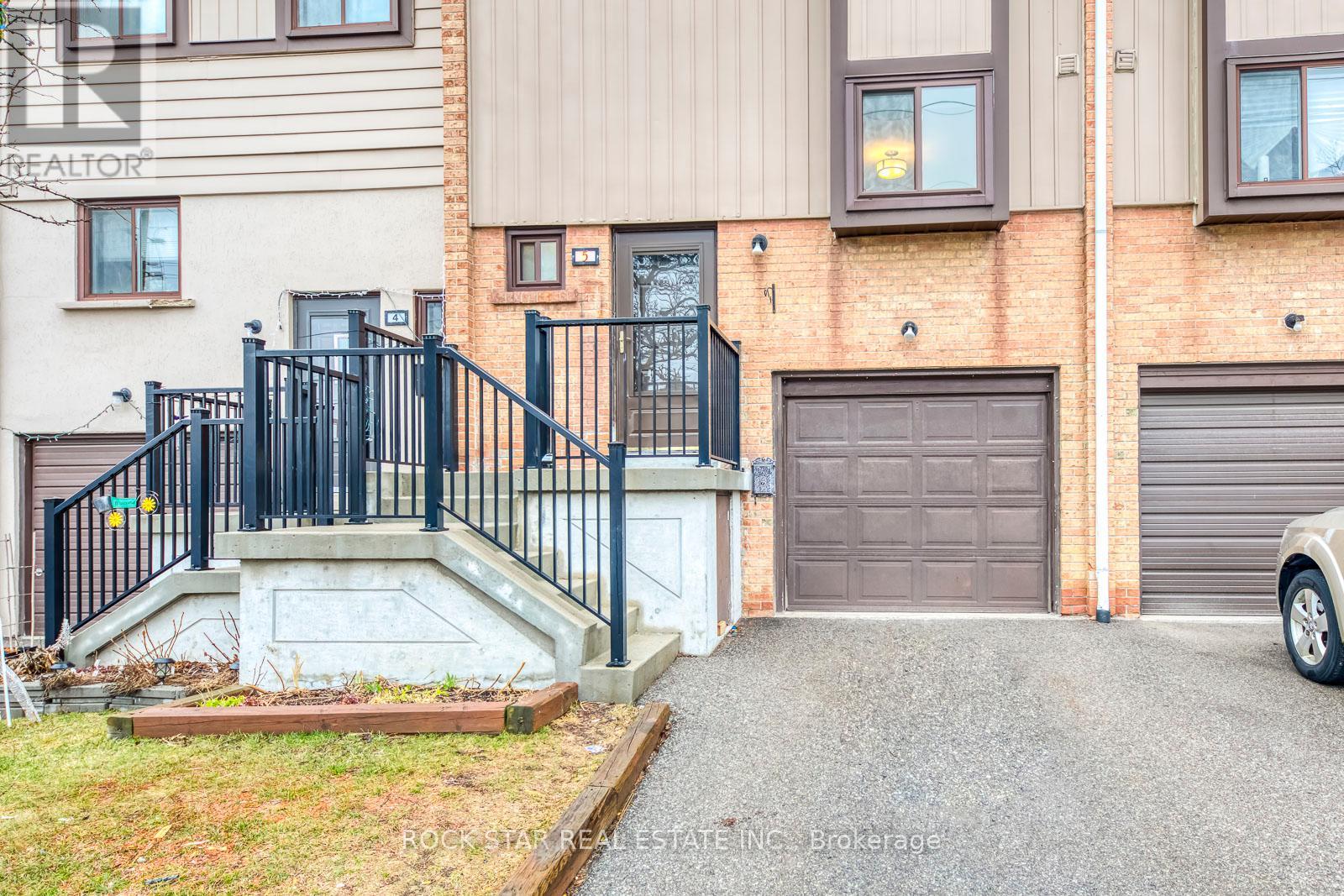 Property at 69 - 5 MOREGATE CRESCENT image 2