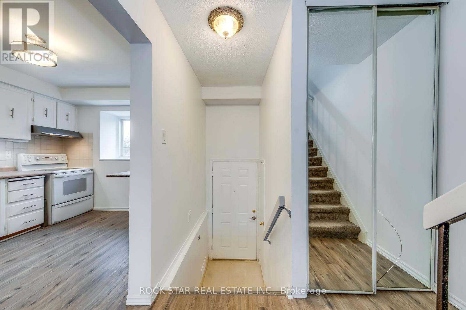 Property at 69 - 5 MOREGATE CRESCENT image 4