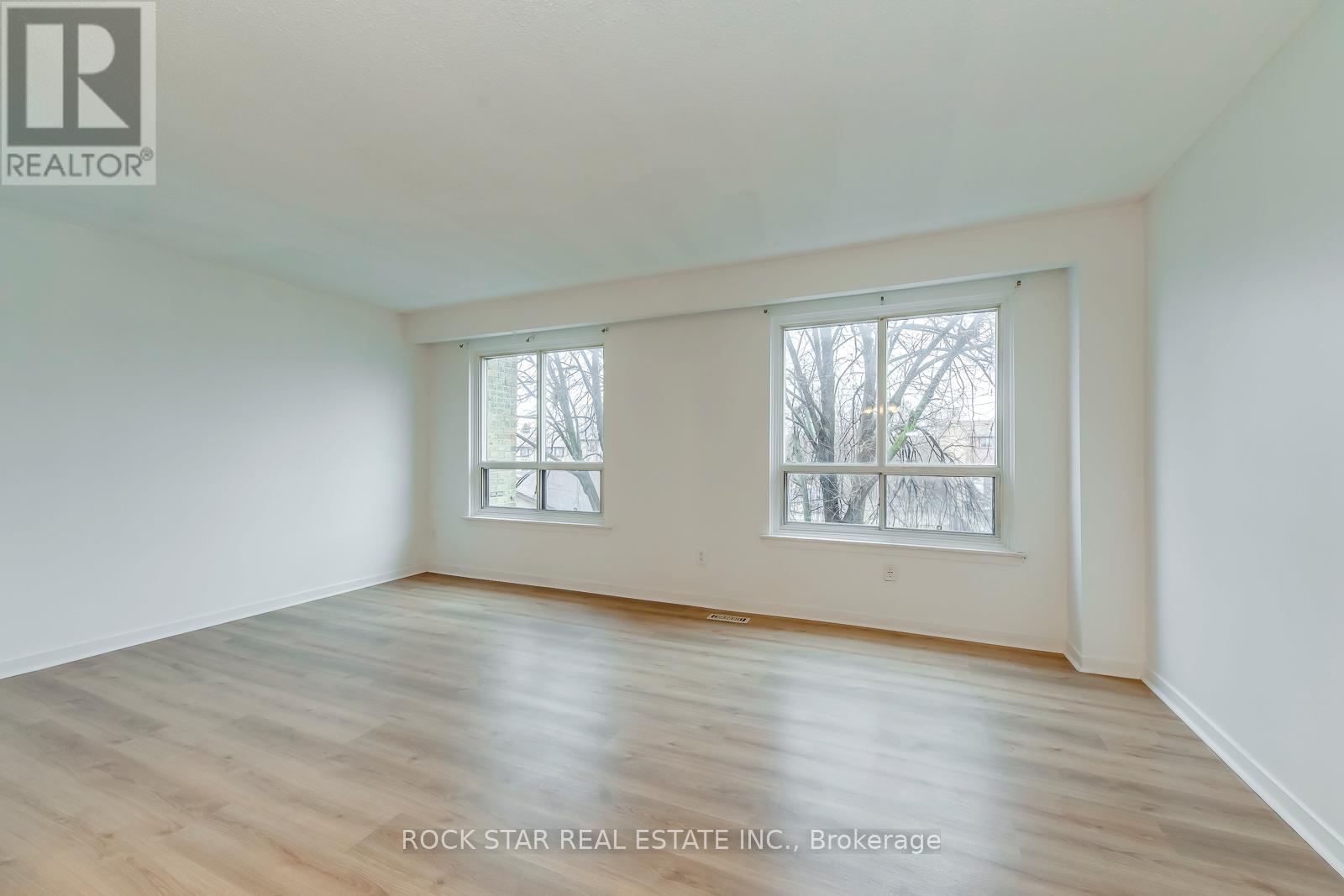 69 - 5 Moregate Crescent, Brampton, Ontario  L6S 3K9 - Photo 8 - W12147910