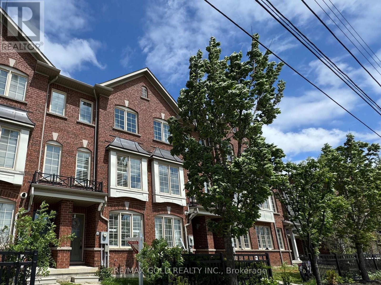 8 TILDEN ROAD, brampton (sandringham-wellington), Ontario