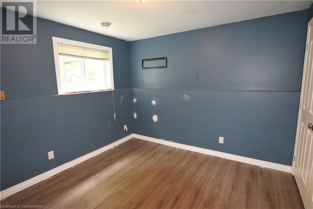 3 Elgin Street S, Thorold, Ontario  L2V 3B3 - Photo 13 - 40728325