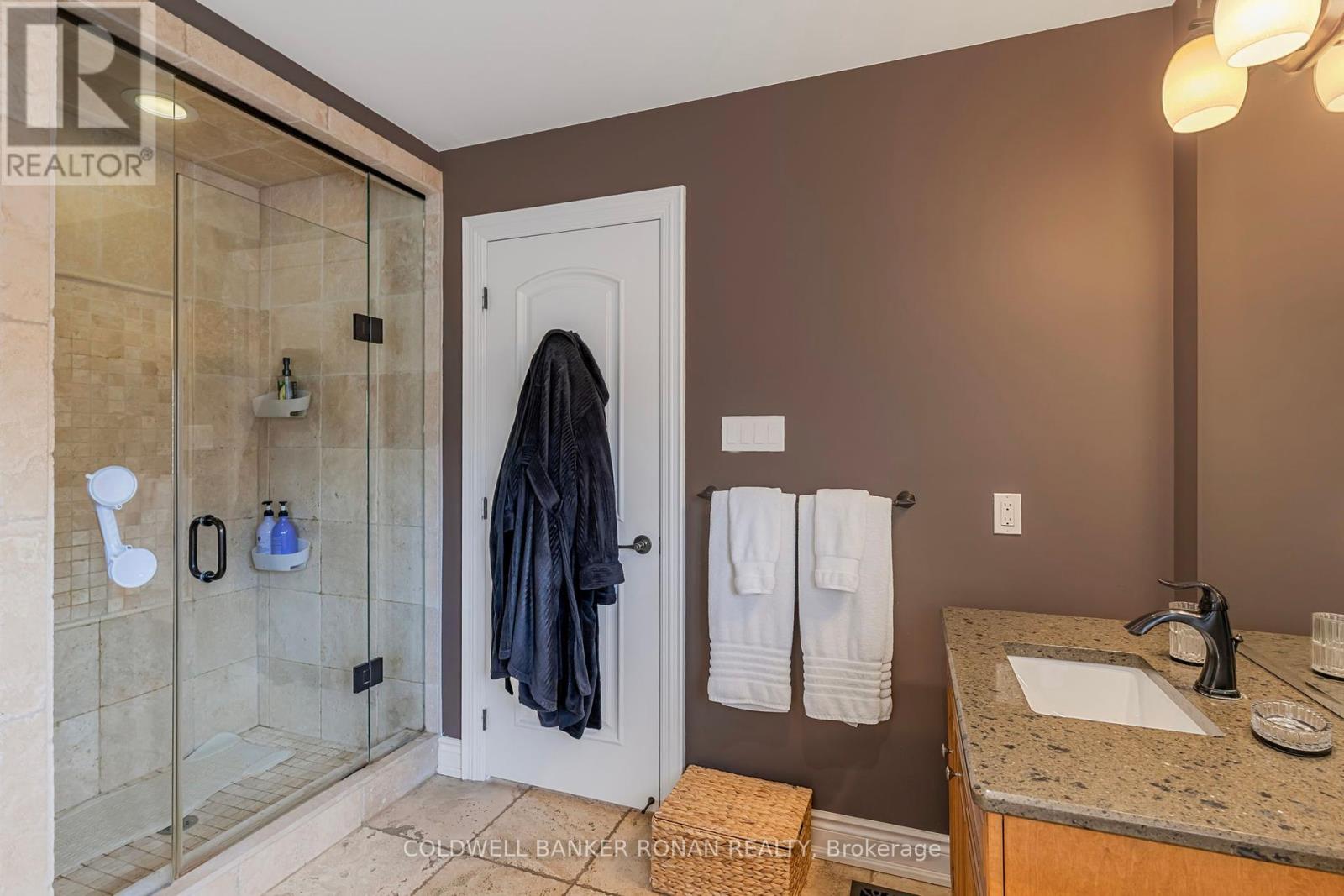 236 King Street S, New Tecumseth, Ontario  L9R 0H6 - Photo 24 - N12148065