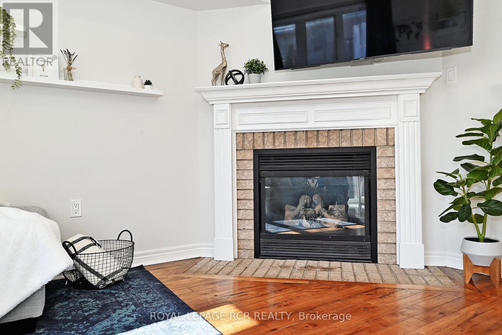 30 Jessop Avenue, King, Ontario  L0G 1T0 - Photo 10 - N12148099