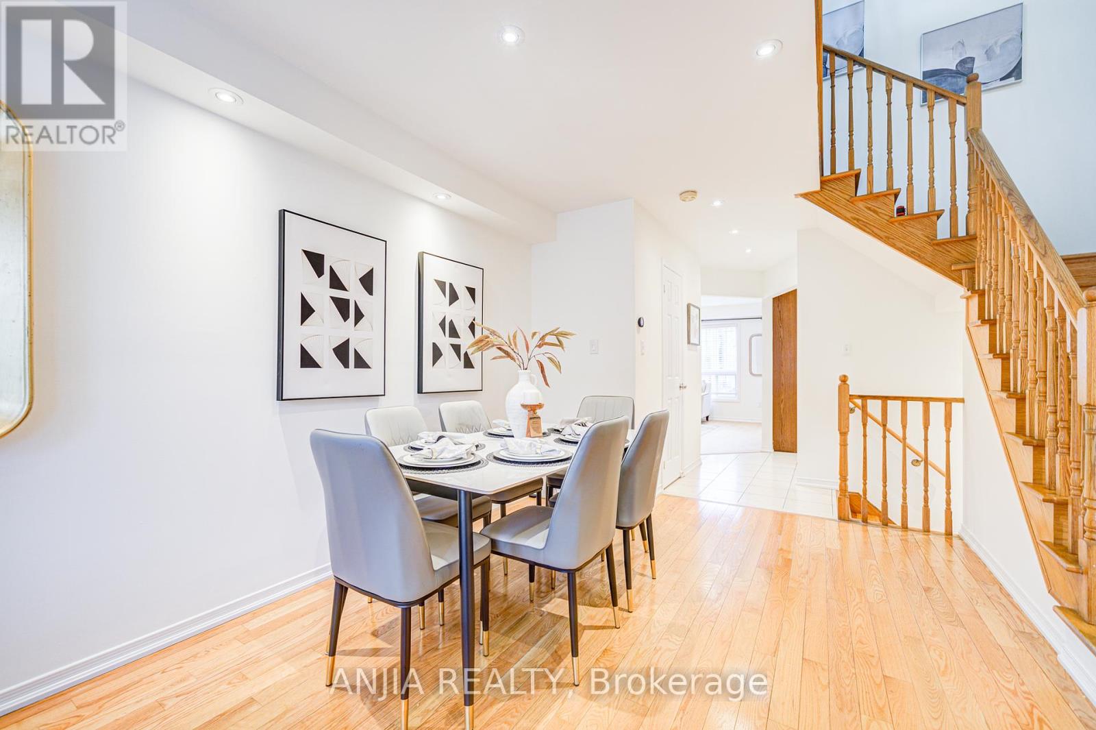 5 Hartmoor Street, Markham, Ontario  L6E 2C7 - Photo 9 - N12148106