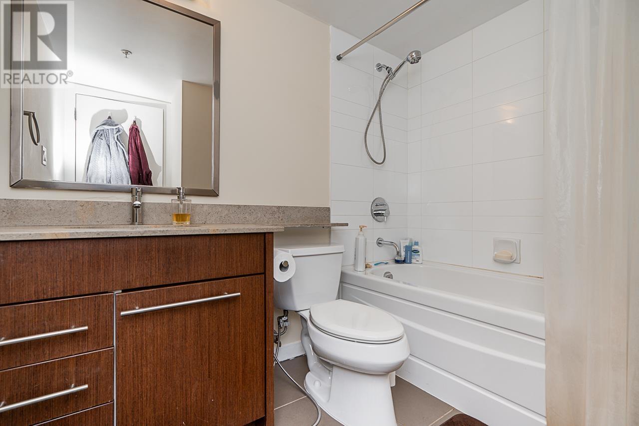 Listing Picture 14 of 32 : 1902 4888 BRENTWOOD DRIVE, Burnaby / 本拿比 - 魯藝地產 Yvonne Lu Group - MLS Medallion Club Member