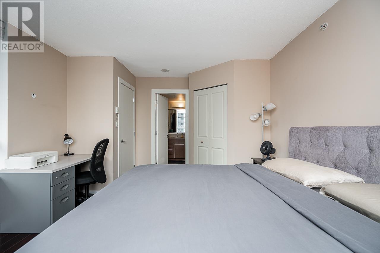 Listing Picture 13 of 32 : 1902 4888 BRENTWOOD DRIVE, Burnaby / 本拿比 - 魯藝地產 Yvonne Lu Group - MLS Medallion Club Member