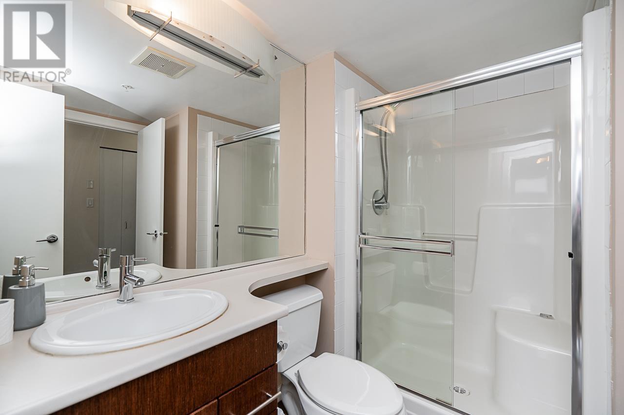 Listing Picture 17 of 32 : 1902 4888 BRENTWOOD DRIVE, Burnaby / 本拿比 - 魯藝地產 Yvonne Lu Group - MLS Medallion Club Member